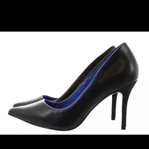 Antonia Saint Victoria High Heel 3.5" Standard B Fit Black Leather  7 NWT - Picture 8 of 11